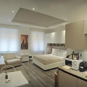 Andrea Luxury Strada Maggiore Studio 1 , Bologna Italia